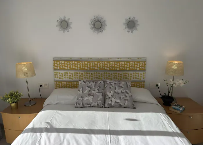 Paradise - Valeria Villa *