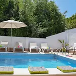 Paradise - Valeria *